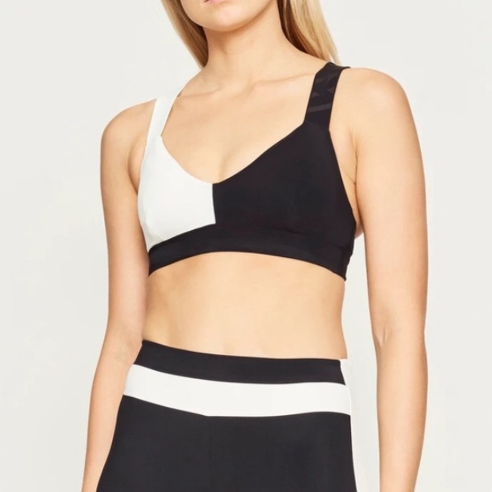Vaara Elsa Bi-Colour Sports Bra